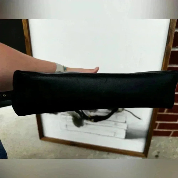 India Hicks Black Bag with Orange  Insert - Picture 5 of 16